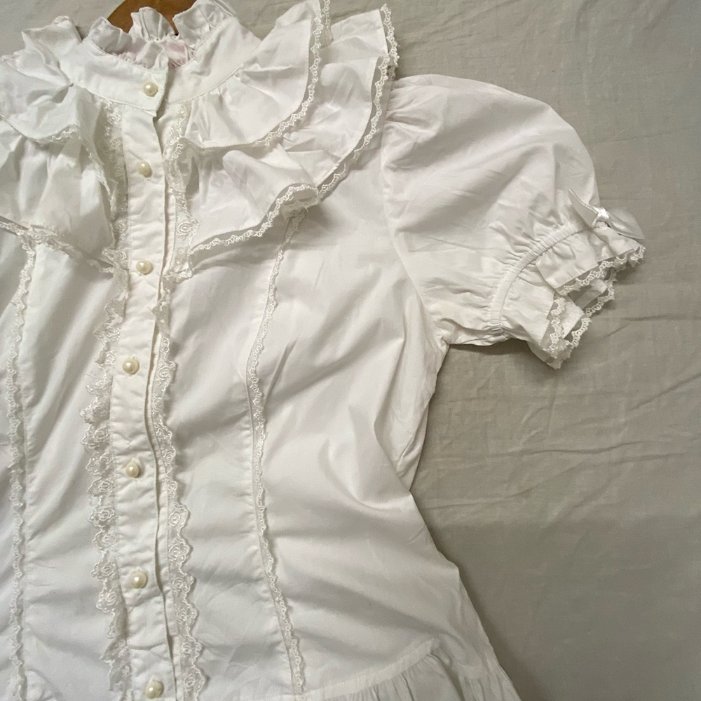 White Vintage Top - Picture 3 of 3